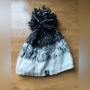Chaos Monochrome Women’s Pom-Pom Hat
